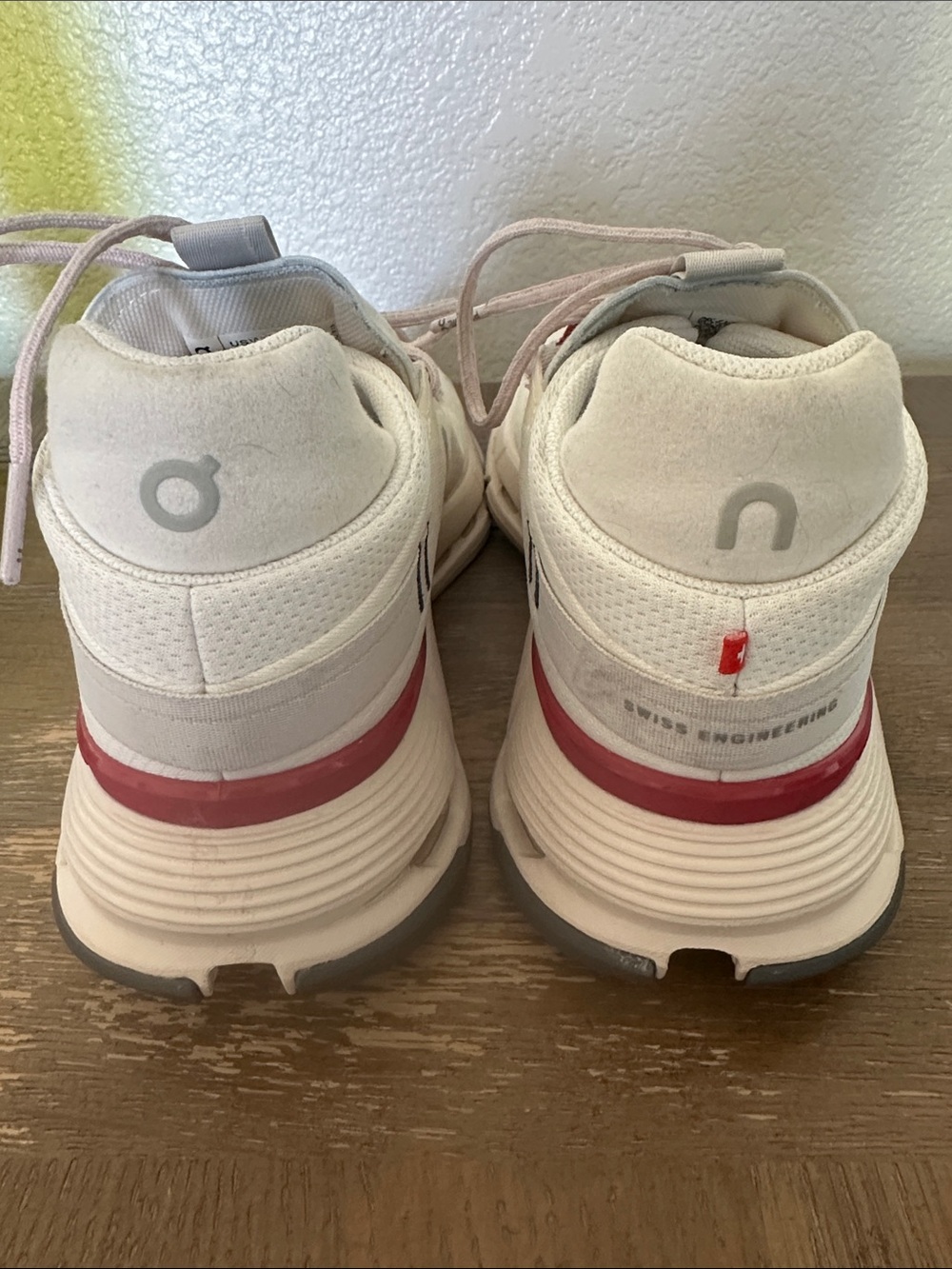 On CloudTec Running Shoes 👟 🏃‍♀️ - Picture 2 of 4